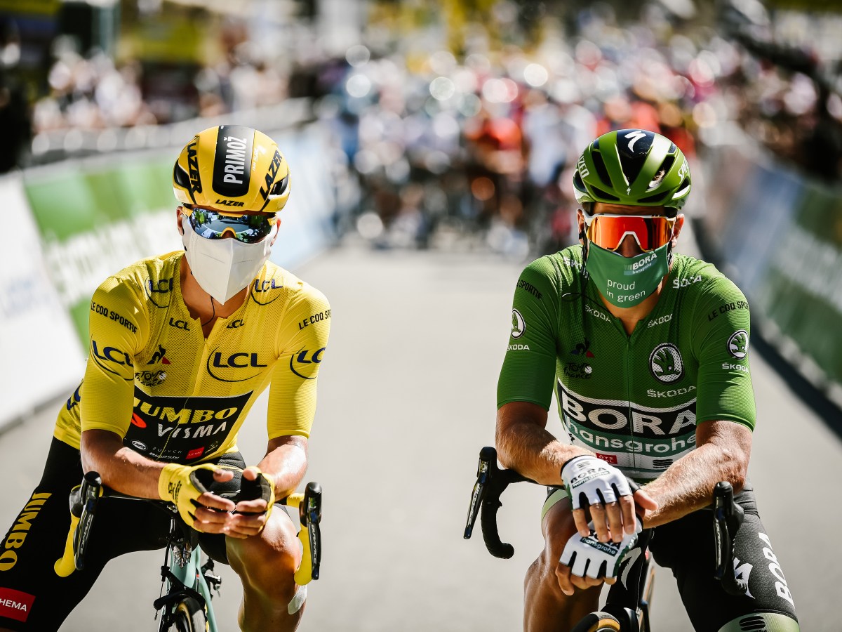 Tour de France peloton clears first COVID-19&nbsp;hurdle